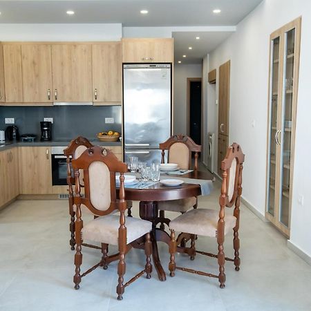 George'S Apartment Rethymno  ภายนอก รูปภาพ