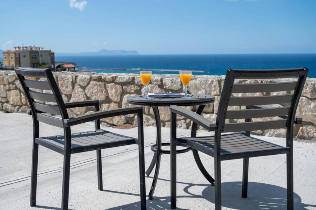 George'S Apartment Rethymno  ภายนอก รูปภาพ