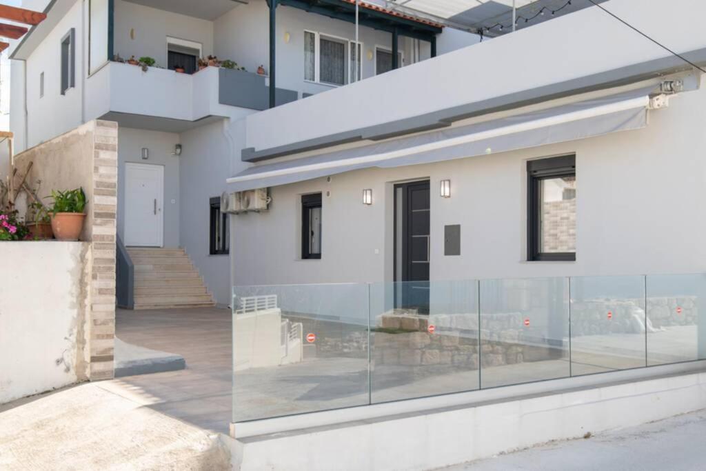 George'S Apartment Rethymno  ภายนอก รูปภาพ