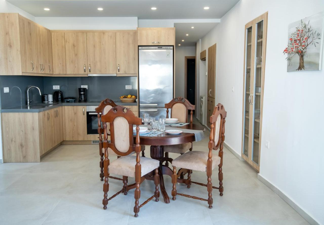 George'S Apartment Rethymno  ภายนอก รูปภาพ